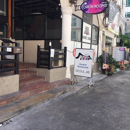 Zen Sukhumvit33 Banguecoque Exterior foto